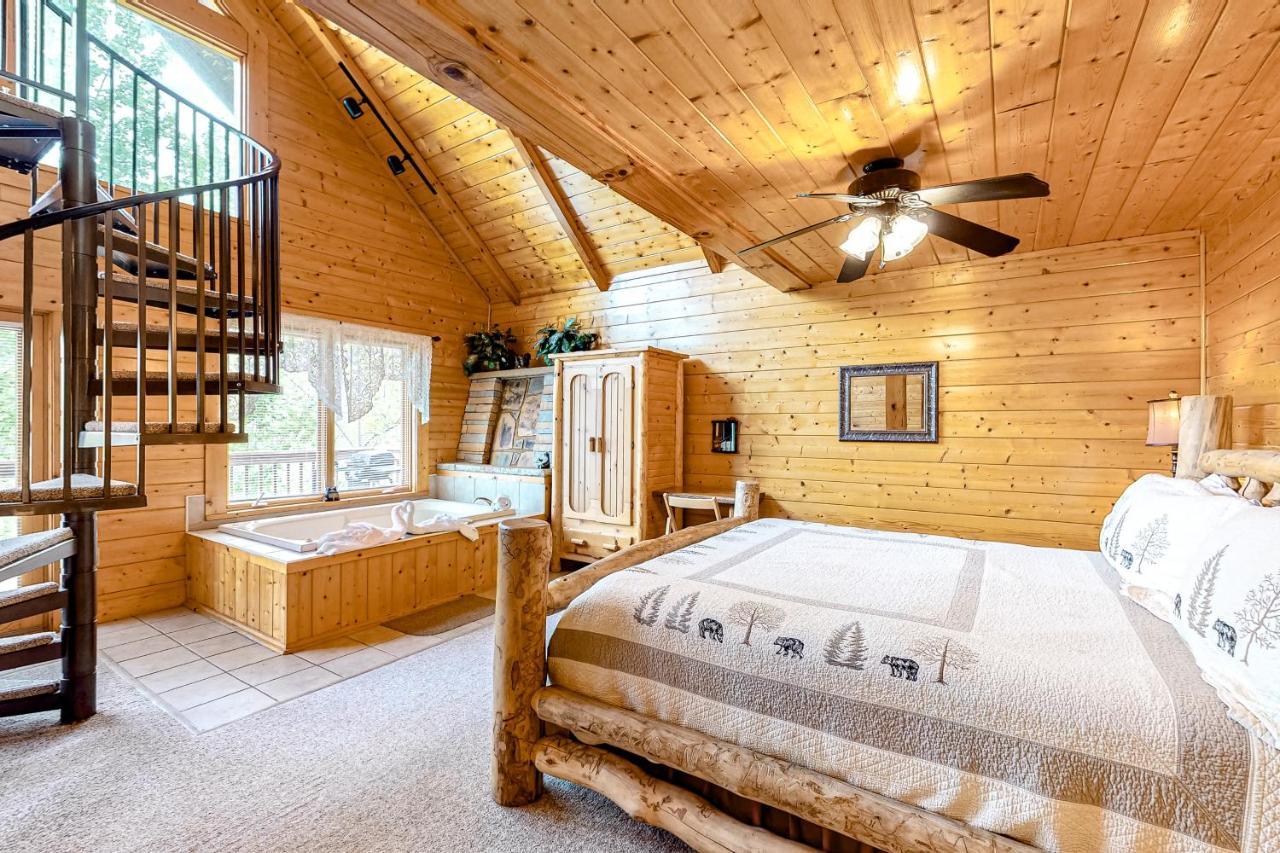 Daa Bear'S Lodge Гатлинбург Экстерьер фото